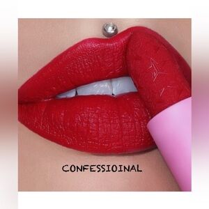 CONFESSIONAL Jeffree Star Velvet Trap